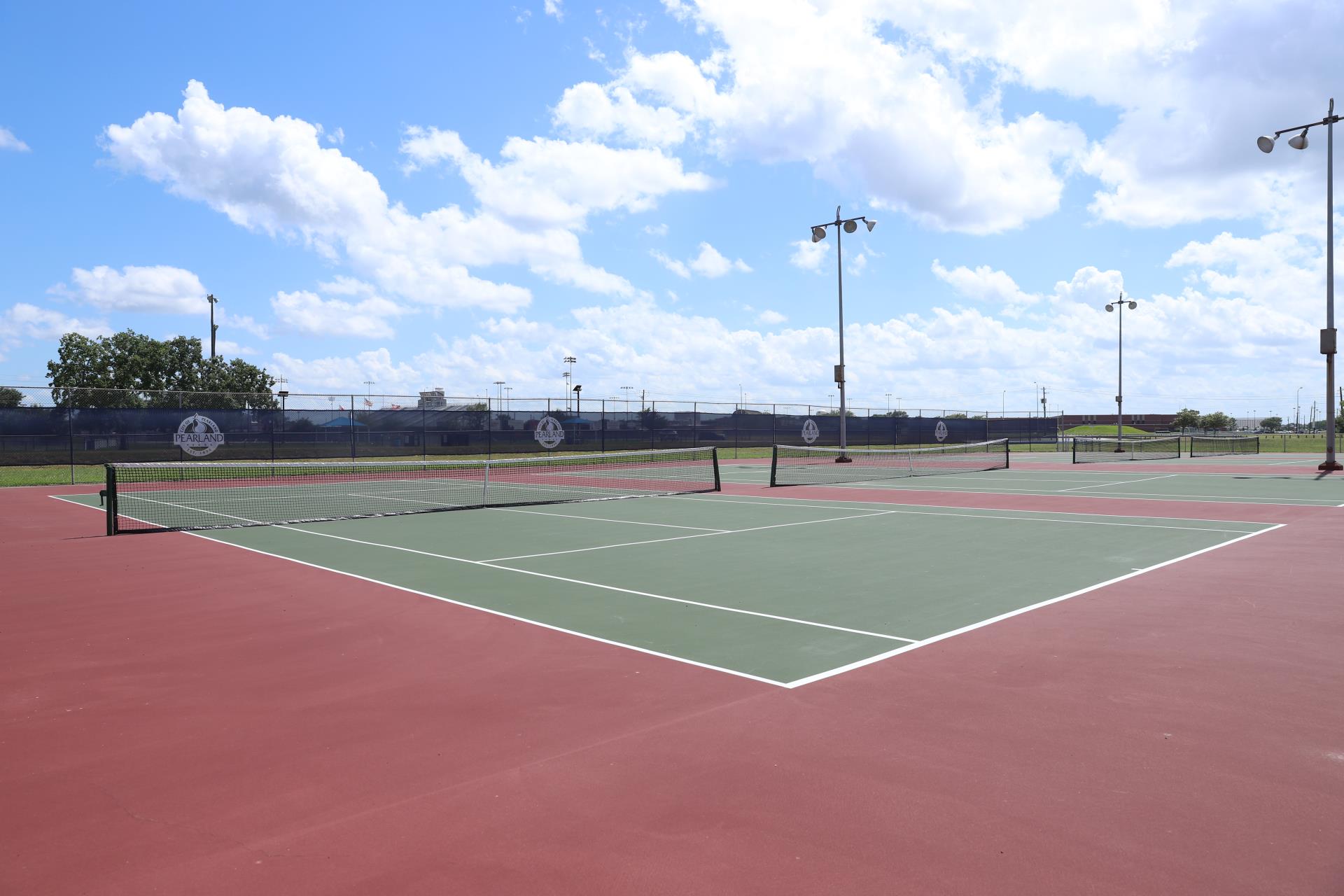 Independence Park Tennis Courts